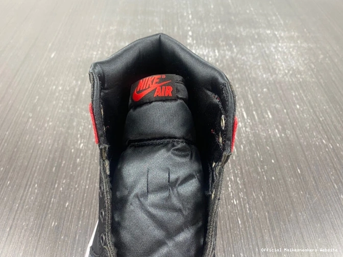 Official Maikesneakers OG Air Jordan WMNS FD4810-061 Satin 1 High Bred 0717